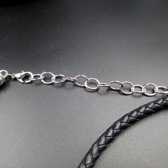 Gothic Pendant Black Leather Cord Necklace - Picture 5 of 6